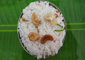 Coconut Rice (தேங்காய் சாதம்)