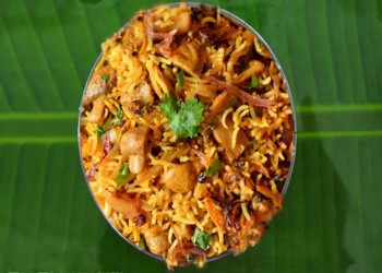 Mushroom Briyani (காளான் பிரியாணி)